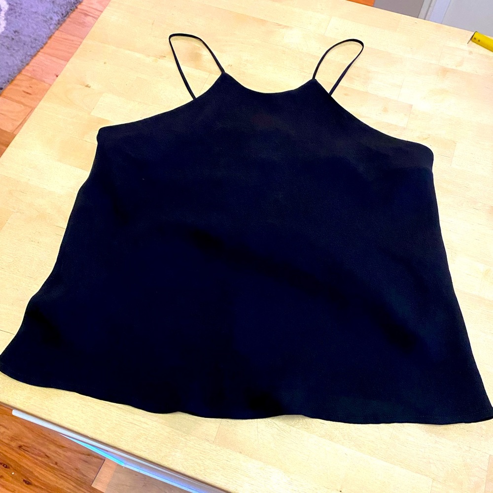 Black Cigna size S silk tank top. {166}